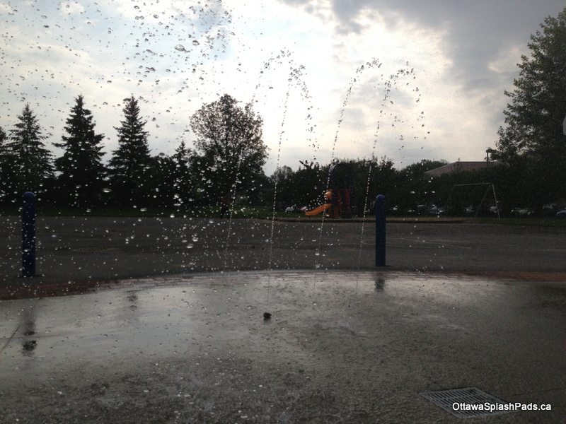 GLEN PARK Splash Pad - Ottawa Splash Pads.ca